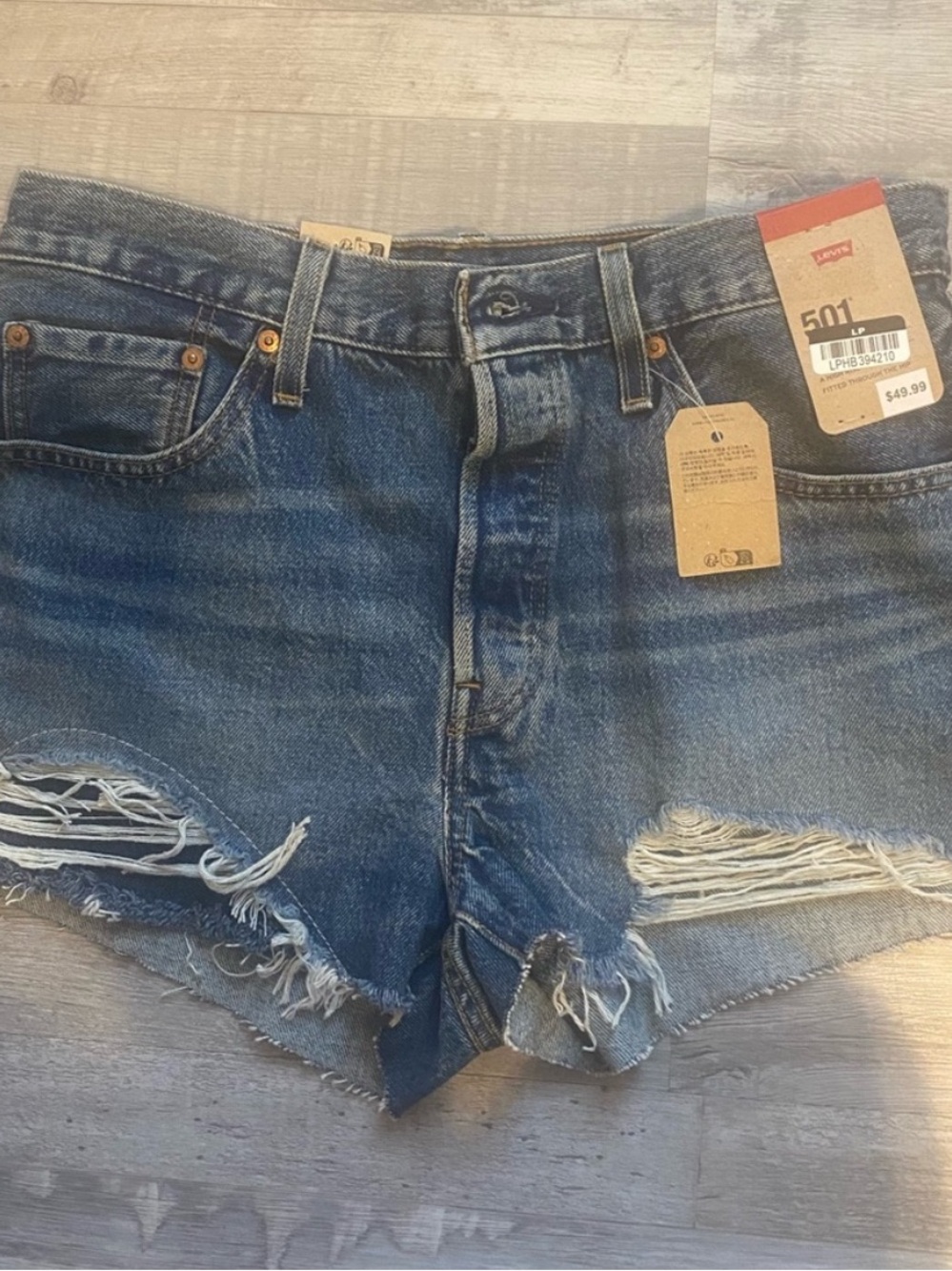 NWT Women's Levi 501 Shorts